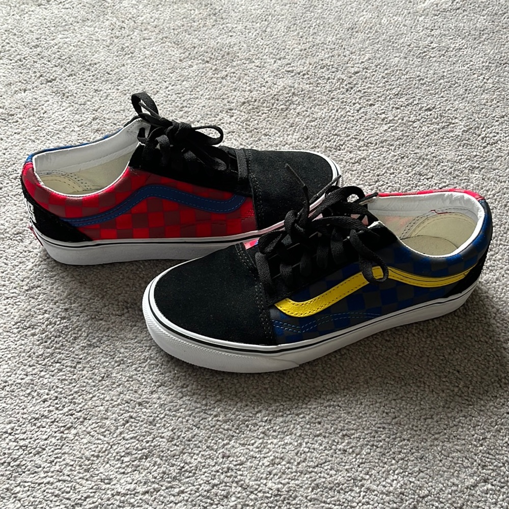 *BRAND NEW* Grade School Vans Red & Blue Checker Skate Shoes | Size: 6Y